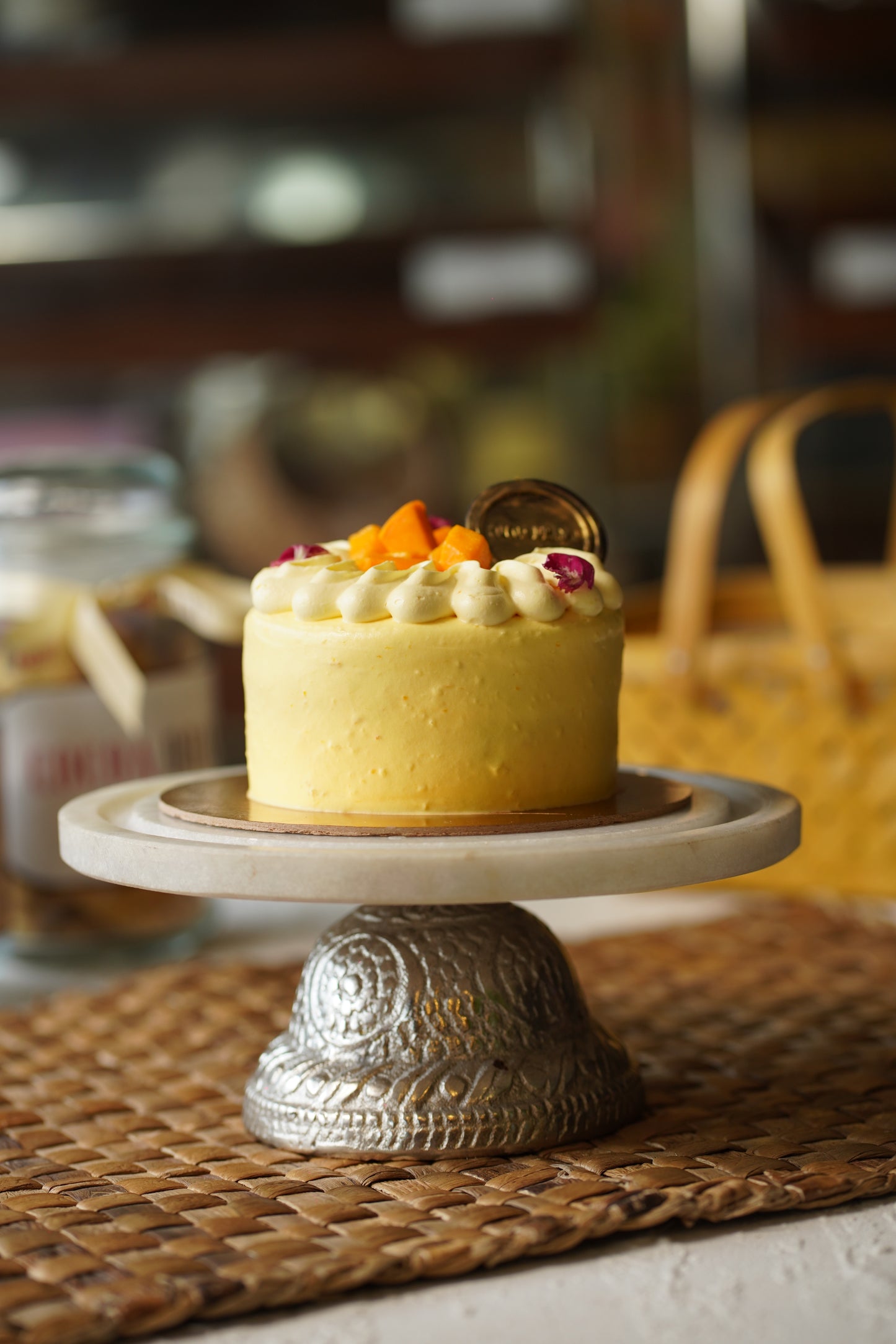 Mango White Chocolate Mousse Cake(500g)
