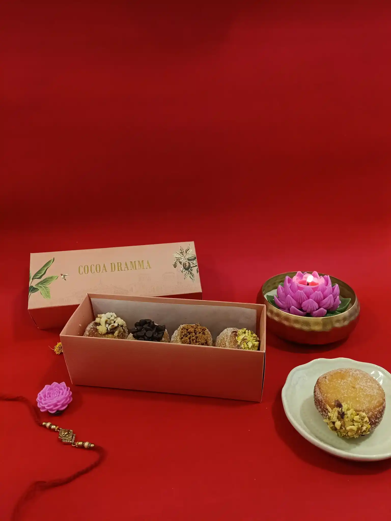 Bombilini Box