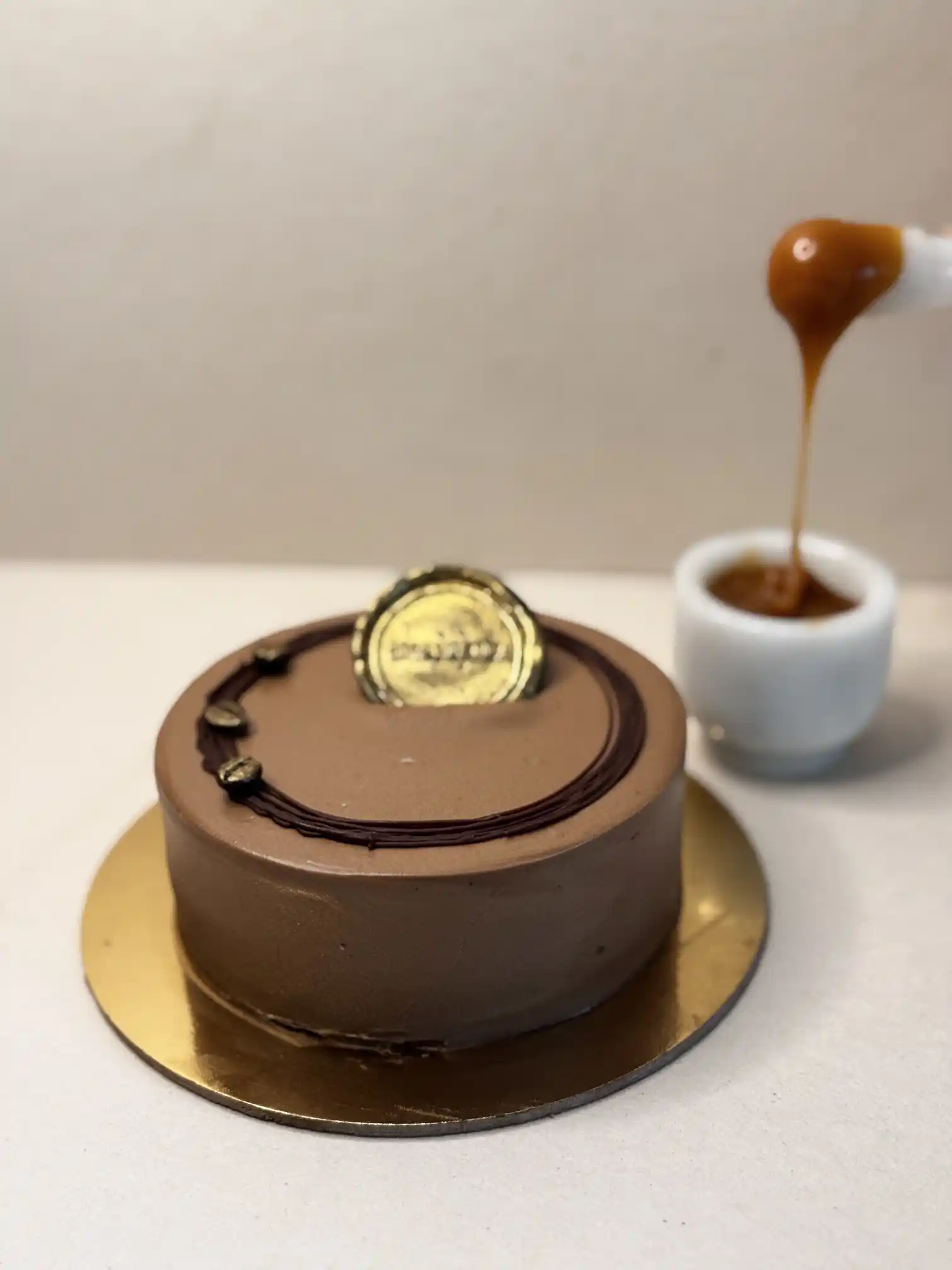 Mocha Caramel Cake Thumbnail