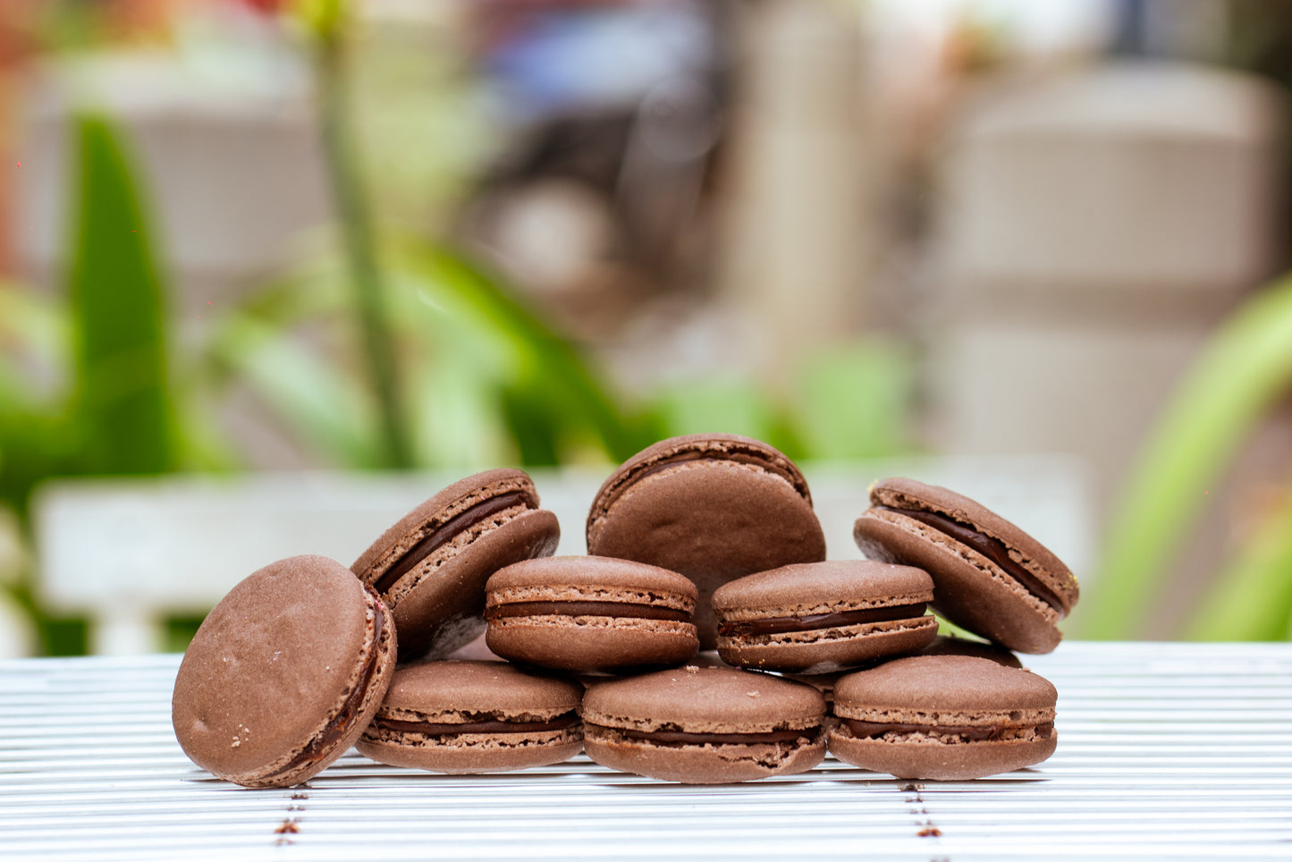 Eggless Chocolate Macarons