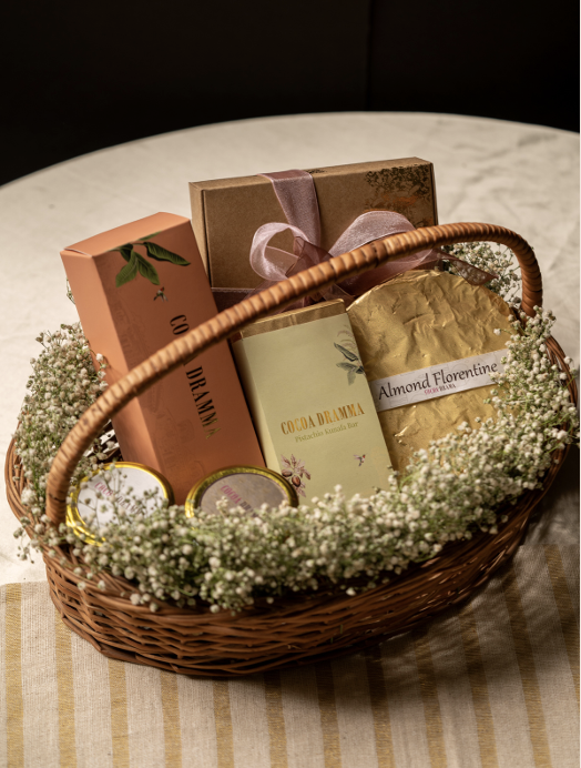 FLORAL HAMPER BASKETS